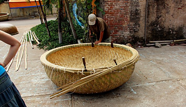 033-Круглая бамбуковая лодка